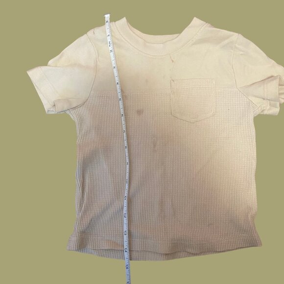 Baby Gap Toddler T-Shirt | Beige Textured Pocket Tee | Size 3T | Cotton Blend - Picture 5 of 7